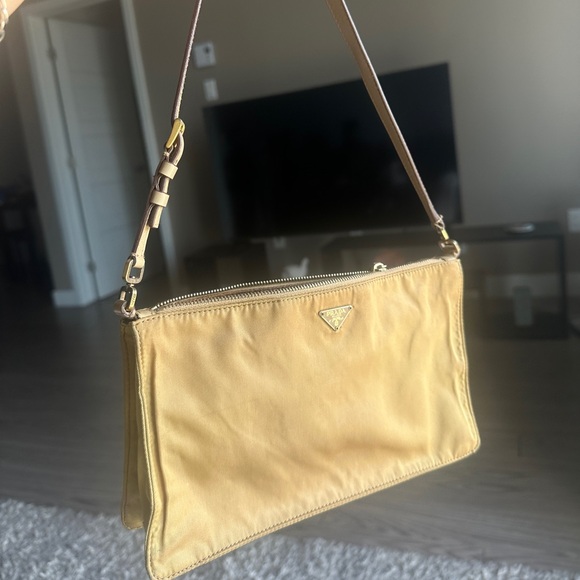 Vintage Prada Pochette - Picture 8 of 11